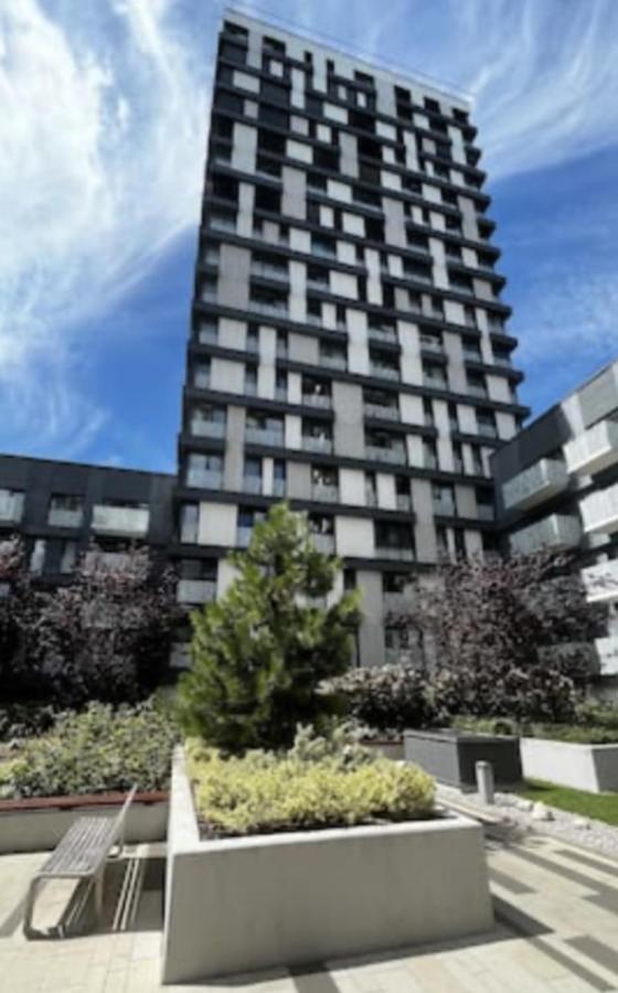 Residence Garden Tower S Balkonem, Garaz 布拉格 外观 照片